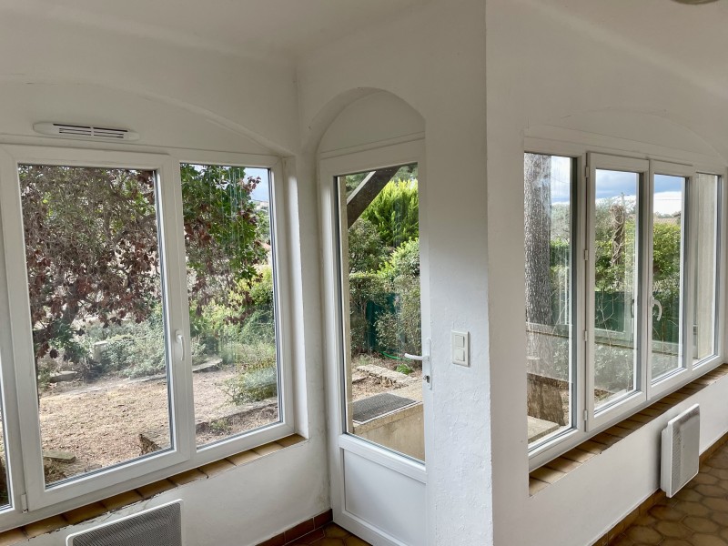 Réalisation de menuiseries en PVC sous cintrages