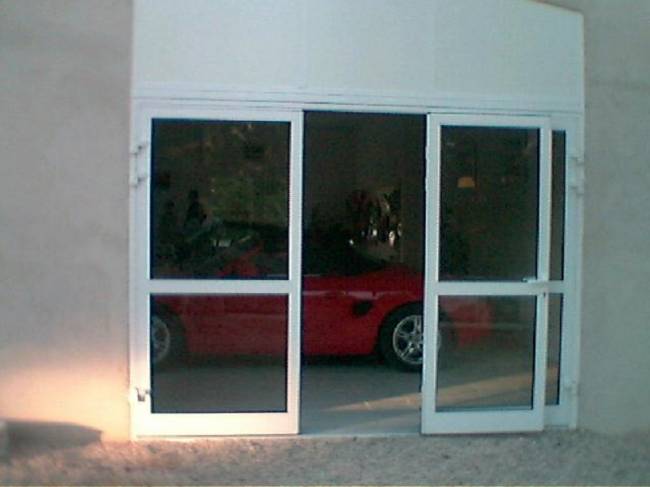 Porte de garage aluminium Cabriès