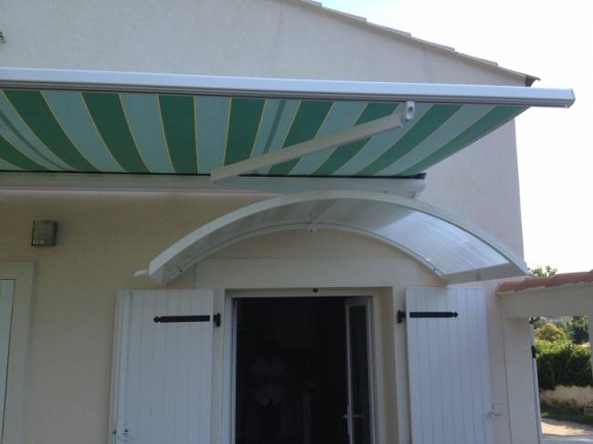 Store Gignac la Nerthe