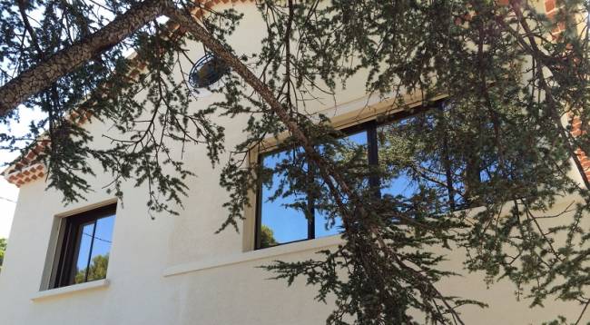 Fenêtre en aluminium à Carry le Rouet