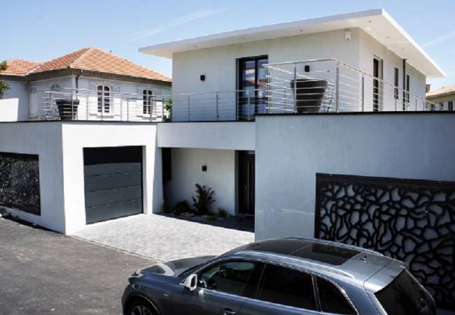 Menuiseries en aluminium à Carry le Rouet