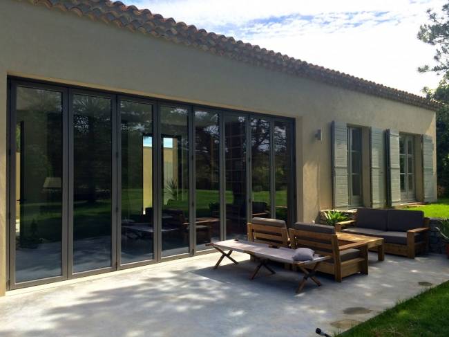 Fabrication de menuiserie aluminium thermolaqué