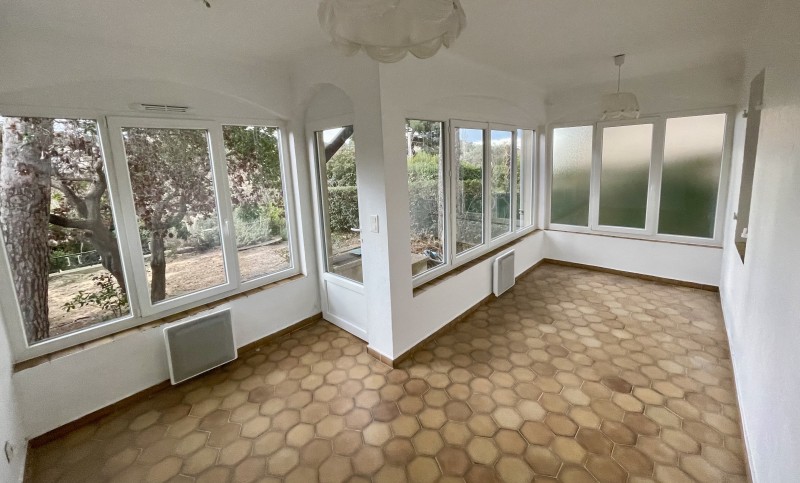 Réalisation de menuiseries en PVC sous cintrages