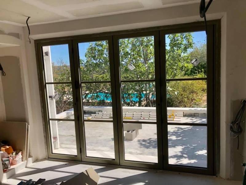 Pose de porte accordéon repliable sur mesure à Ventabren