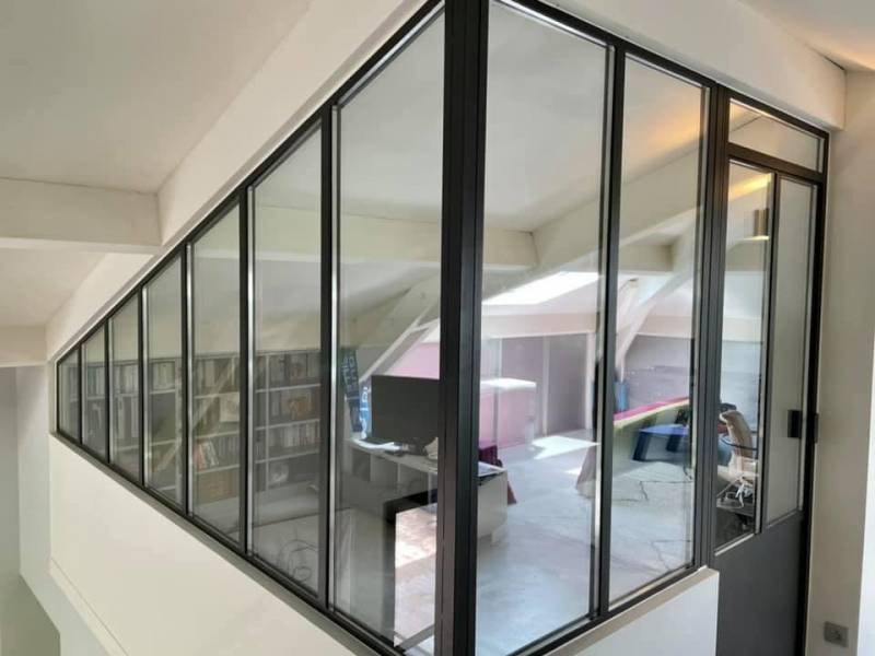 Fabrication et pose d'une verrière en acier fixe en plusieurs parties à Aix en Porvence