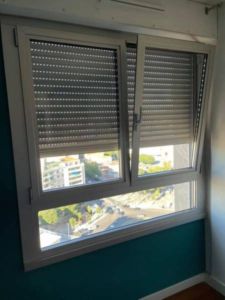 Fourniture et pose de volets roulants en aluminium à Martigues